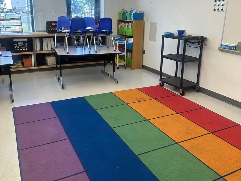 Carpet cleaning in Rhode Island - clean classroom carpet